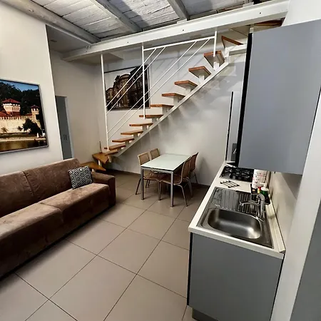 Residenza Il Nespolo - Estella Collection Turin