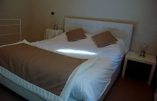 Residenza Il Nespolo - Estella Collection Apartmán Turín