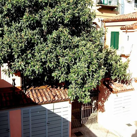 Residenza Il Nespolo - Gruppo Estella Lägenhet *