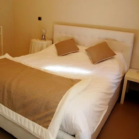 Residenza Il Nespolo - Estella Collection