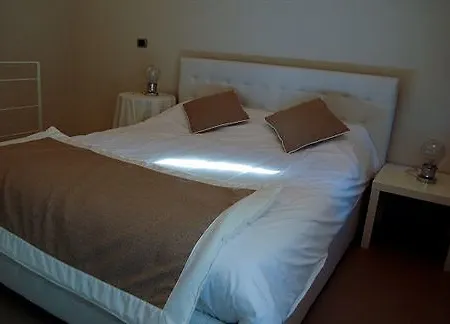 Residenza Il Nespolo - Estella Collection Apartamento Turim