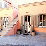 Residenza Il Nespolo - Estella Collection
